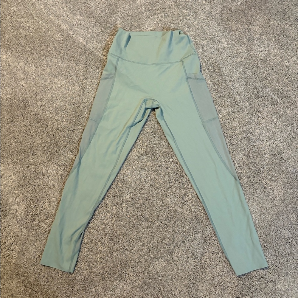 💜 Aerie Light Green Mint Teal Leggings with Mesh Design